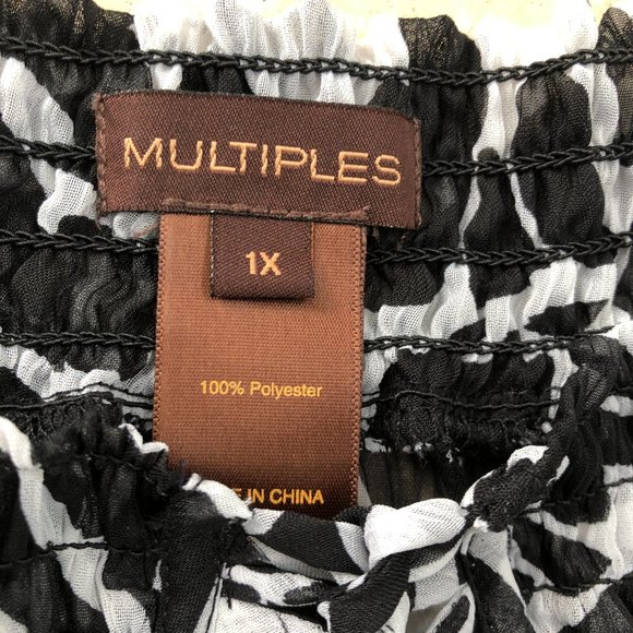 Off the Shoulder Black and White Women's Blouse Priced Too Low For A Discount - Picture 5 of 9